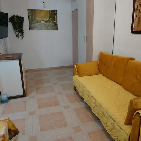 Apartman Studio,10 Min To Del Cura With Swim.pool